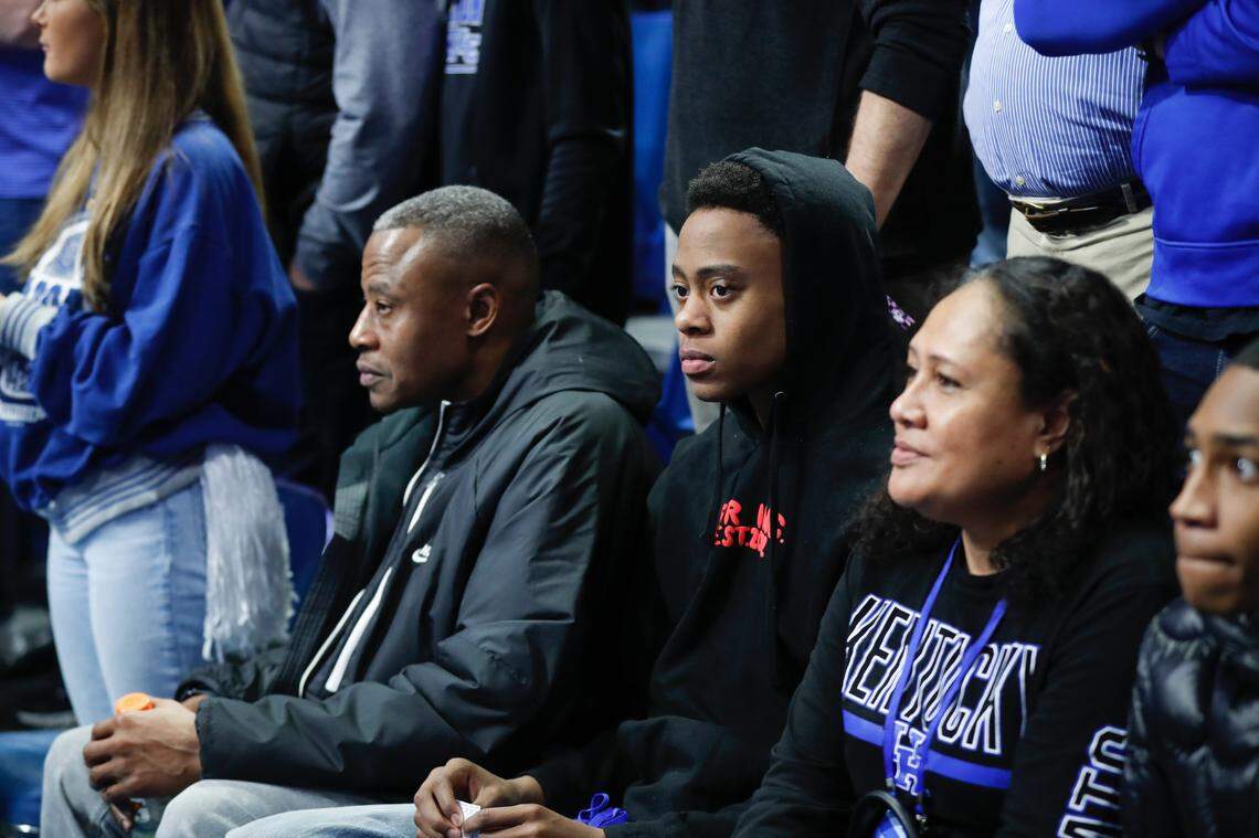 Class of 2024 college basketball recruit Tre Johnson watches the Kentucky-Kansas game in Rupp Arena last January. Johnson will now make his college choice between Baylor and Texas.