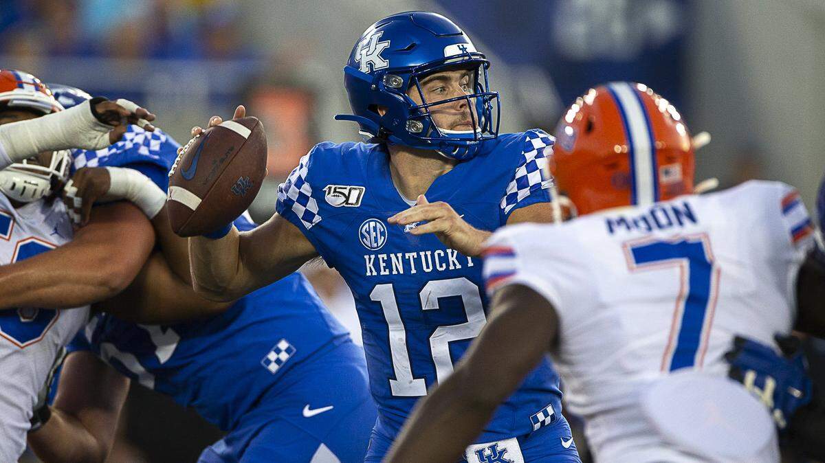 How did Sawyer Smith do in his first UK start? A breakdown of the new QB’s performance.
