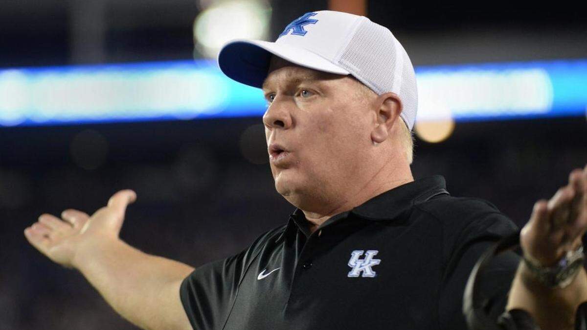 UK head coach Mark Stoops questions a call during the UK-Florida football game on Saturday, September 23, 2017 at Kroger Field in Lexington, KY.