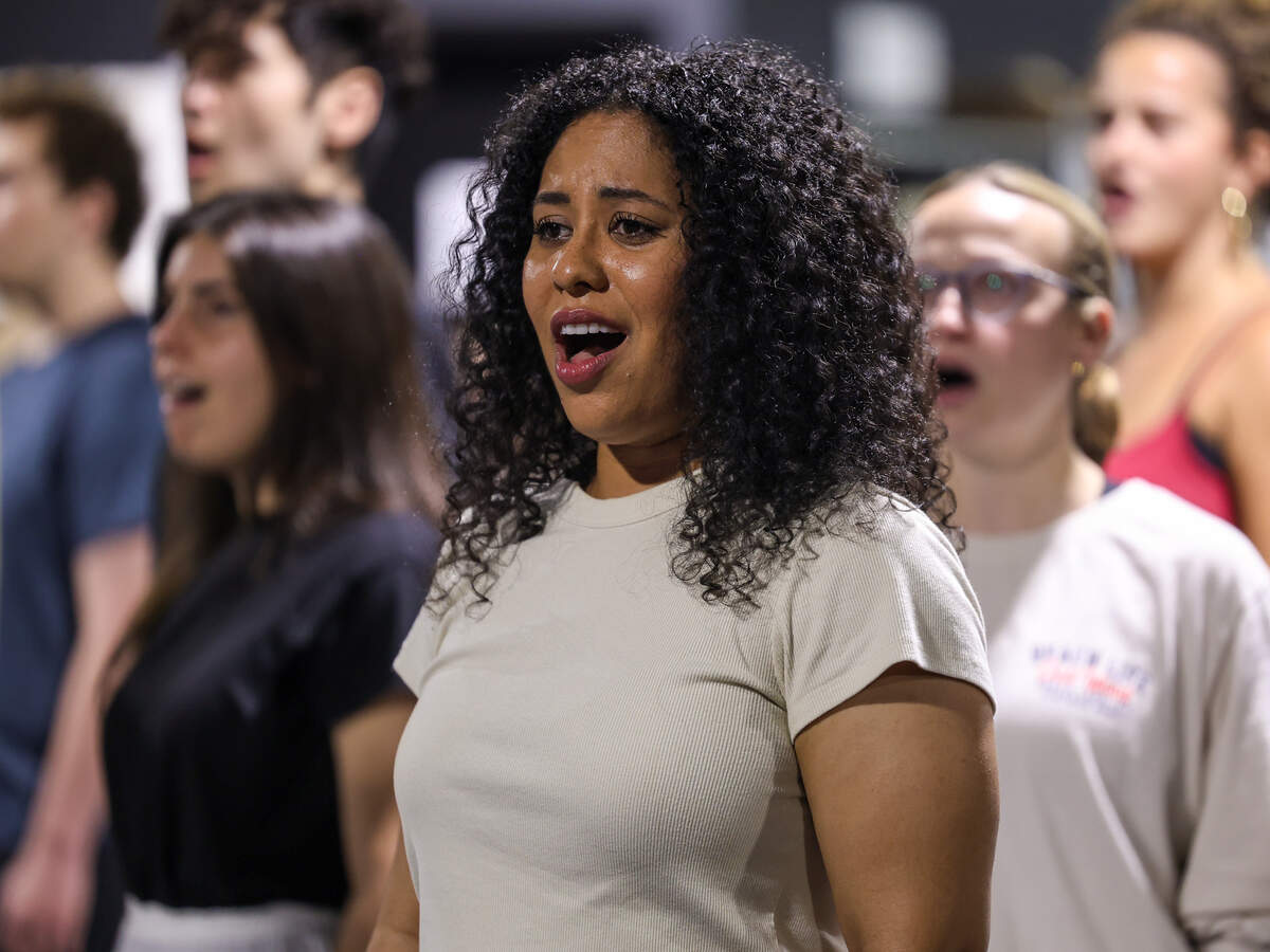 Bringing her Broadway resume to the Bluegrass, Erin Elizabeth Clemons will star as Fantine in The Lexington Theatre Company’s production of “Les Misérables”.