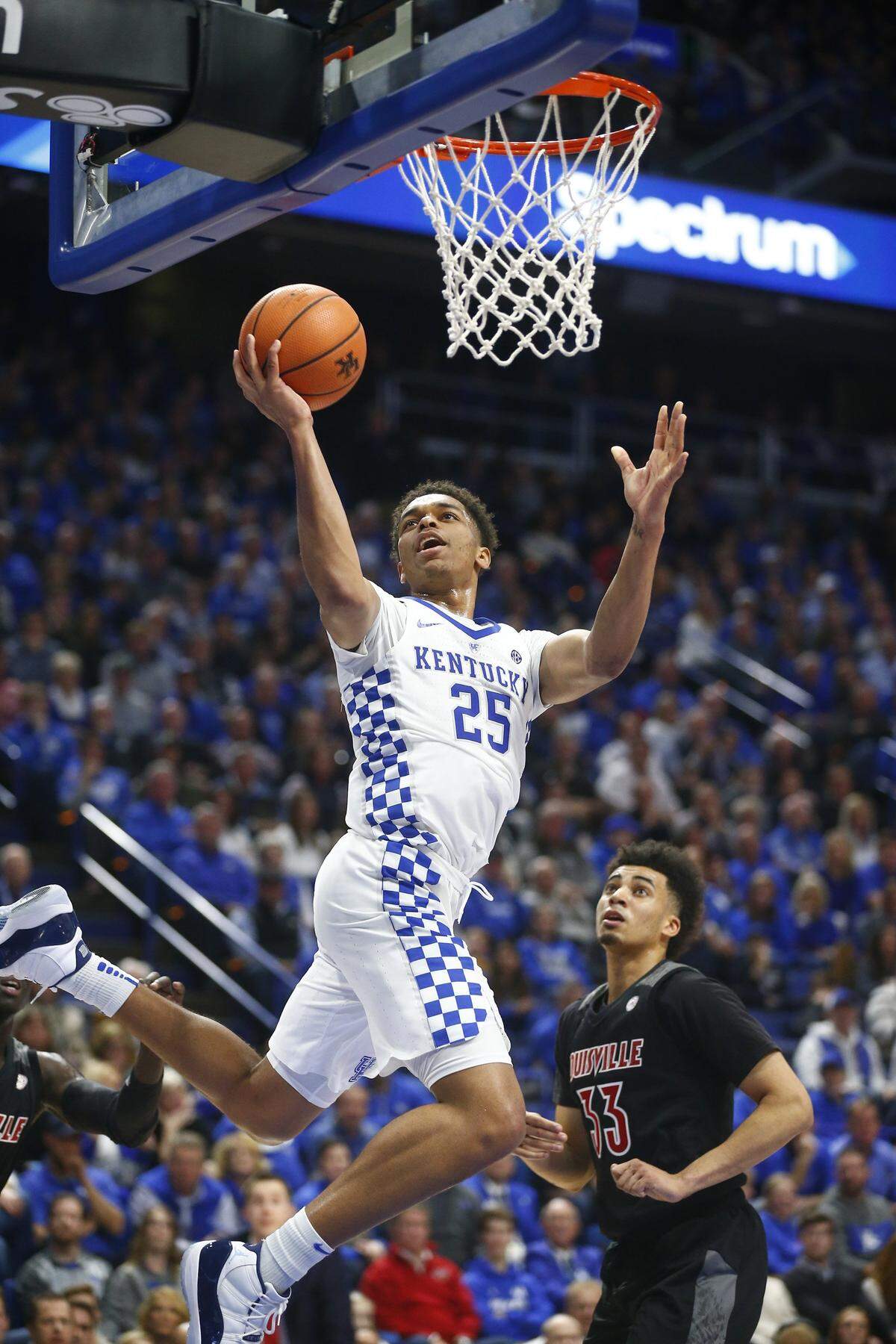 PJ Washington (25) contributed 16 points and seven rebounds to Kentucky’s 90-61 win over Louisville last season in Rupp Arena.