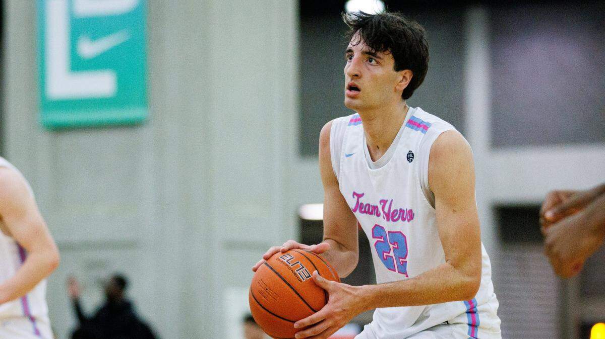 Milan Momcilovic plays for a Nike team sponsored by Tyler Herro and is on the recruiting radar of Kentucky, Louisville and other top programs.