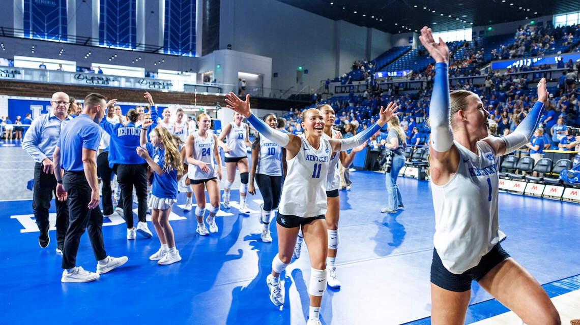 Kentucky volleyball faces off with familiar faces at undefeated Vanderbilt