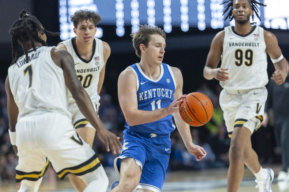 Kentucky freshman Travis Perry has been the primary backup for starting point guard Lamont Butler over the past several weeks.