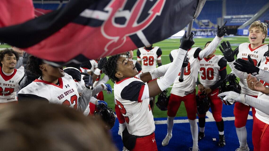 Owensboro football takes No. 1 spot in Class 5A 2026 Herald-Leader Top 10 poll