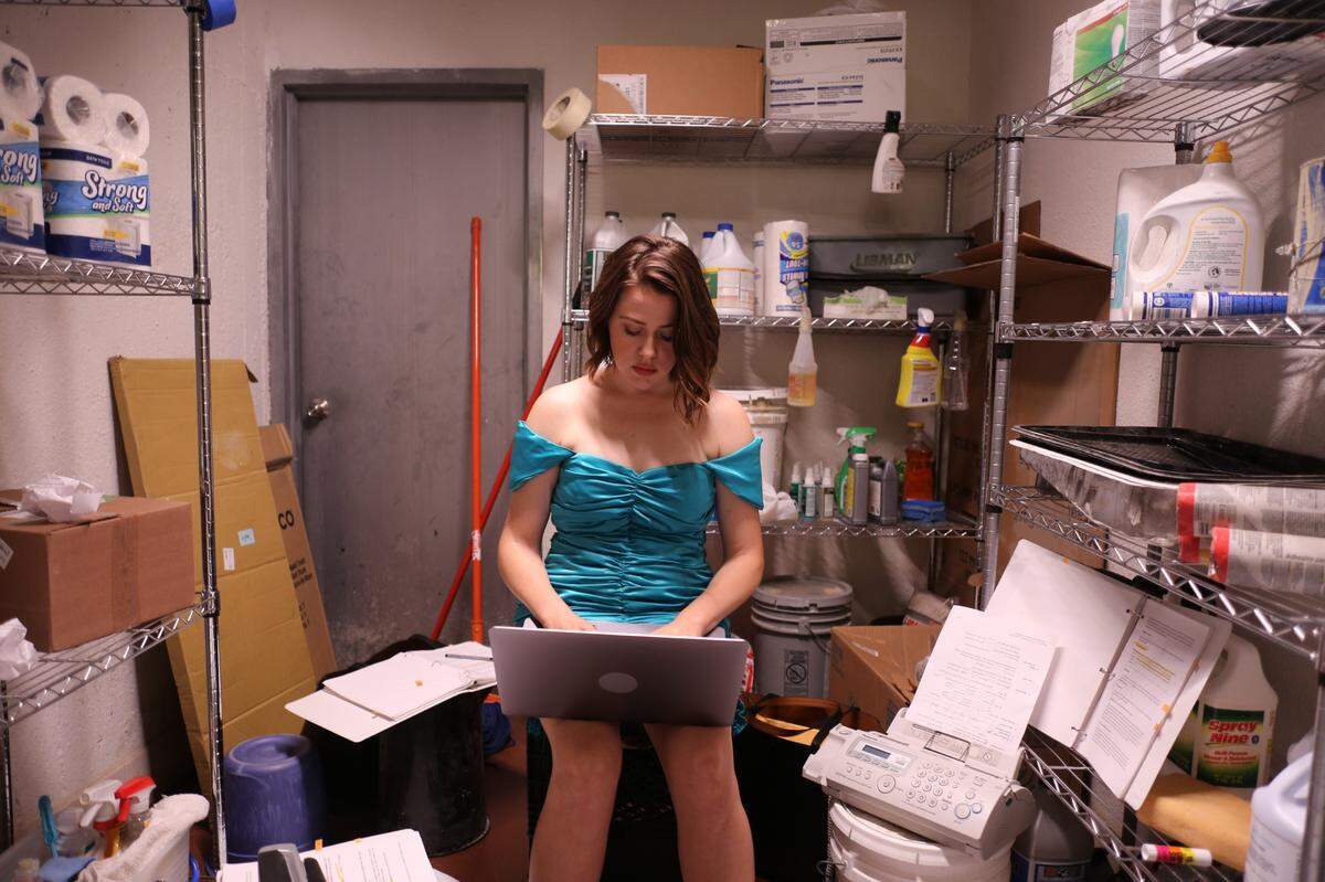 Majandra Delfino as Pam Young.