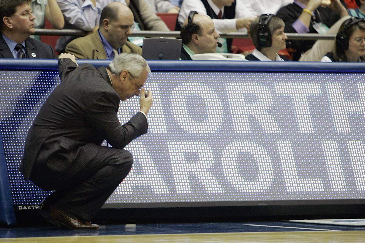 After Roy Williams and the 2019-20 North Carolina Tar Heels went 14-19, UNC has lost 10 games or more in 12 of the past 26 seasons.