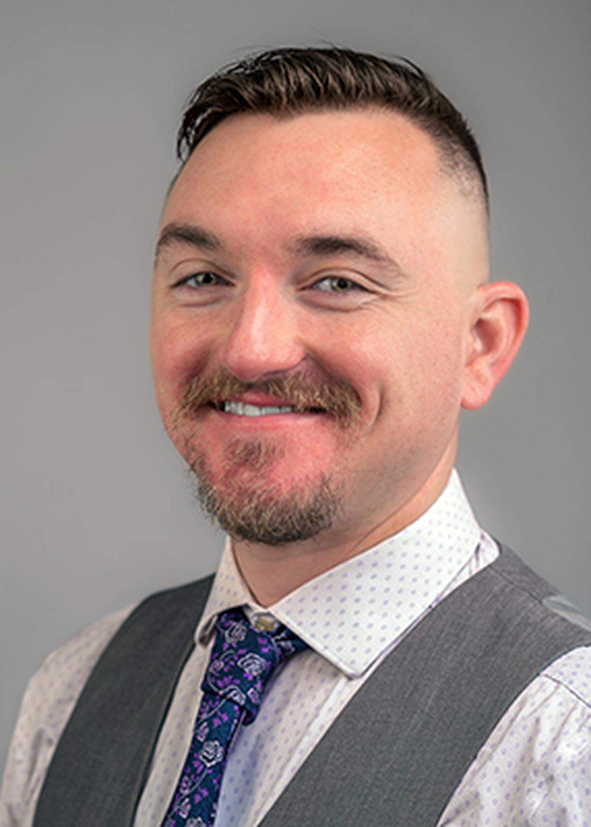 Dustin R. Isaacs