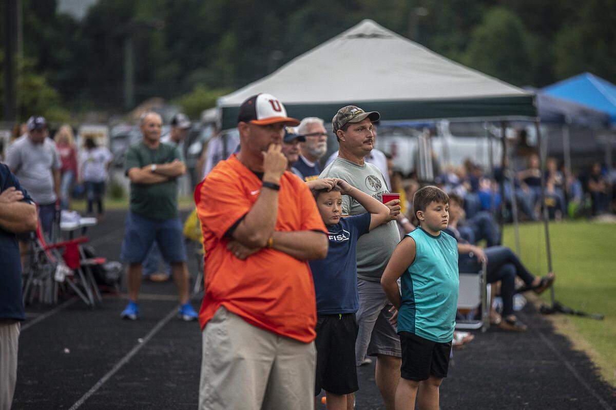 Fans watch first half action as Knox Central hosts Ashland Blazer.