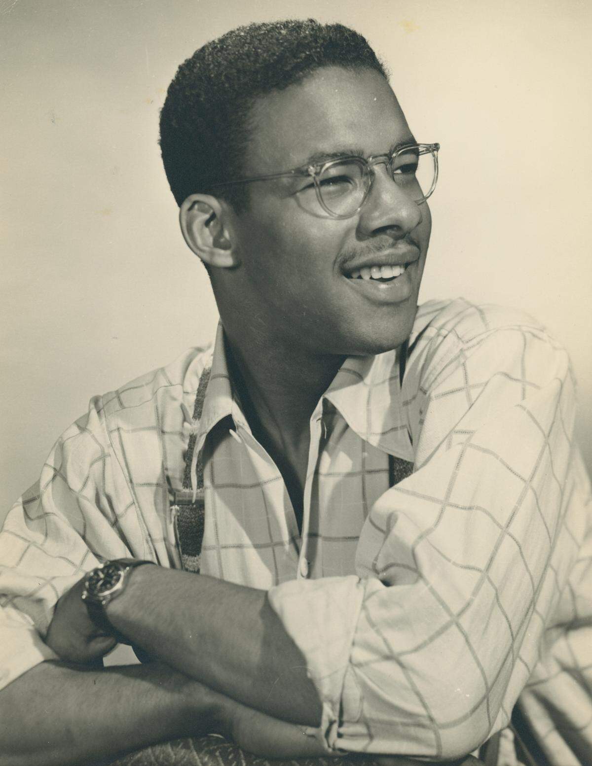 Moneta Sleet Jr. grew up in Owensboro and graduated from Kentucky State University before becoming a Pulitzer Prize-winning photographer for Ebony Magazine.