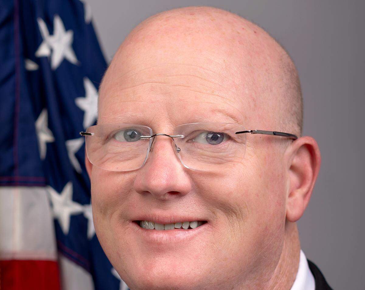 Rep. Mark Hart, R-Falmouth, has filed House Bill 16 to remove the statewide mandate that Kentucky’s drinking water systems be fluoridated, leaving the option instead to individual communities.