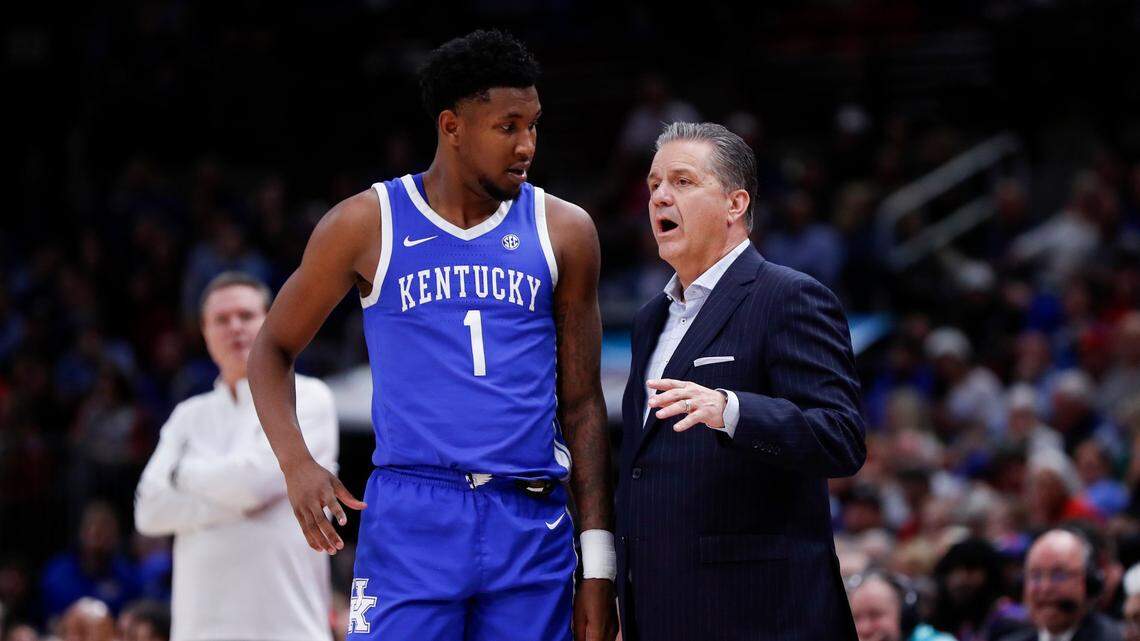 John Calipari shakes up Kentucky starting lineup. Justin Edwards will come off the bench.