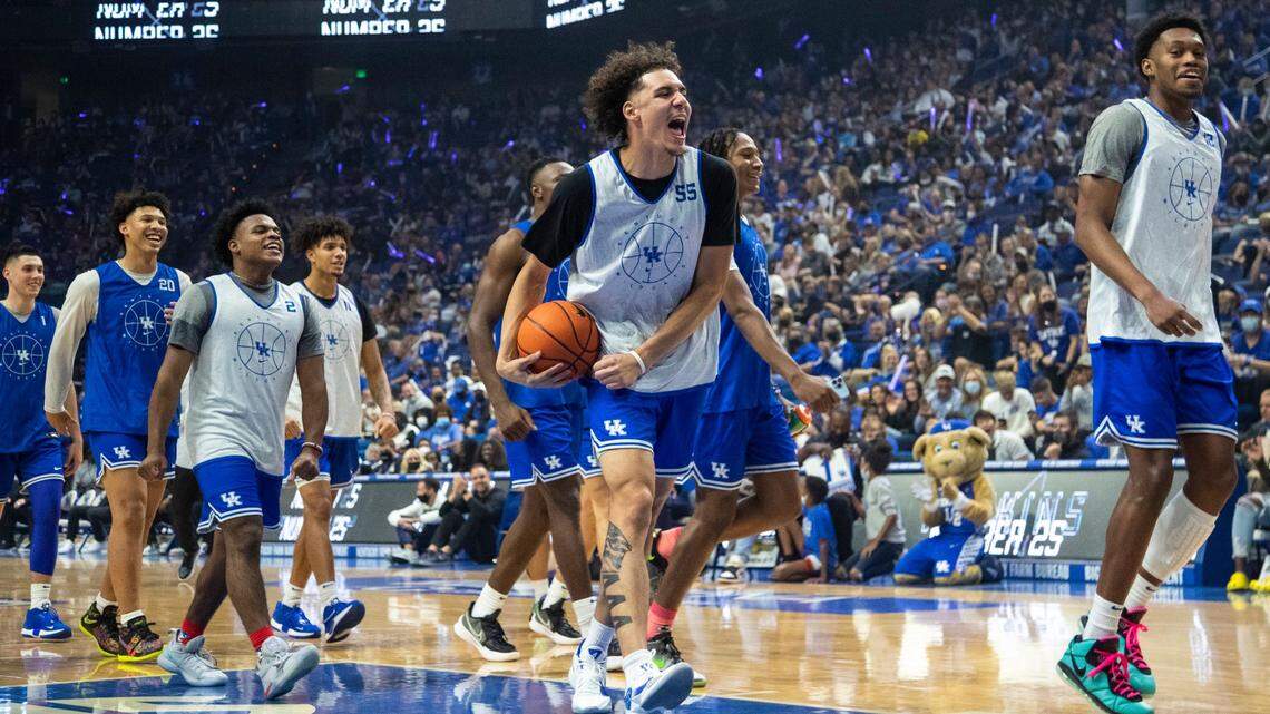 Big challenge for Kentucky basketball this season: not leaving anyone behind