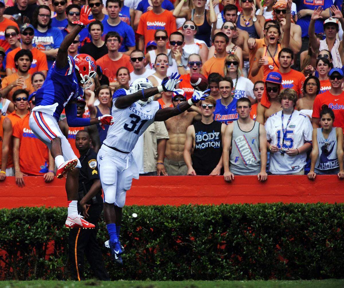 A starting safety his final two seasons as a Kentucky Wildcat, Mikie Benton (31) led UK in pass breakups in 2011 with seven.