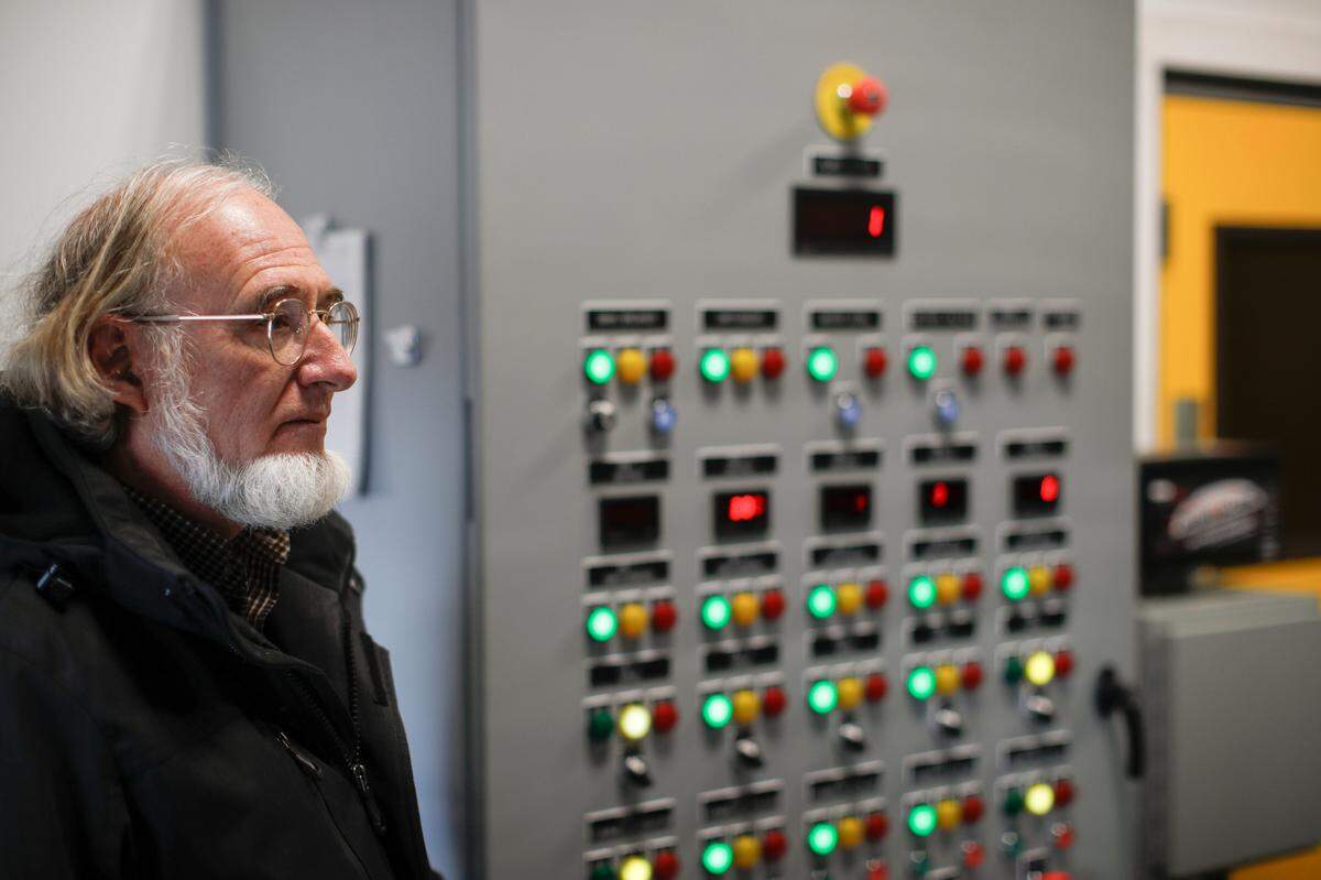 David Brown Kinloch, president of Appalachian Hydro Associates, in the control room of the plant at lock and dam No. 12 in Ravenna, Ky., Monday, November 15, 2021.