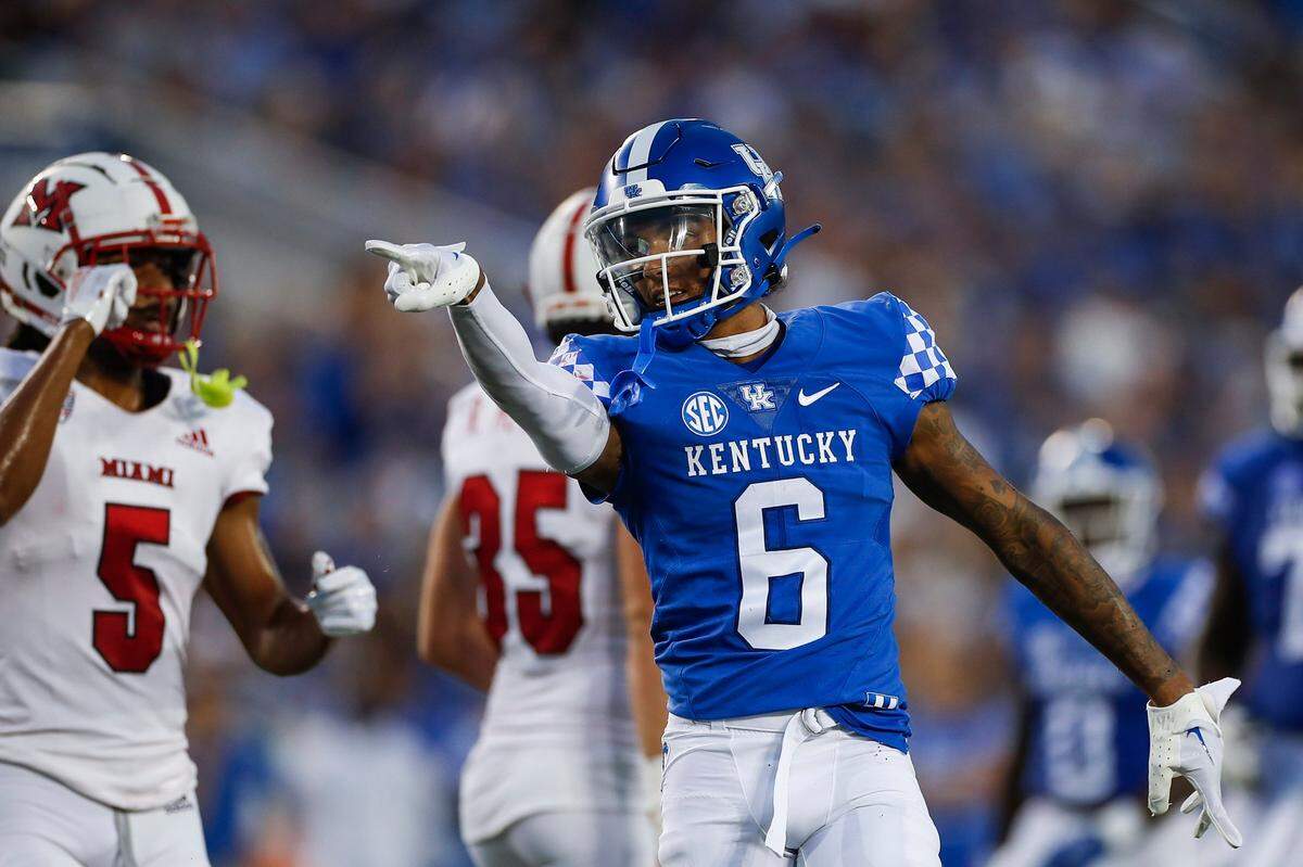 Kentucky wide receiver Dane Key celebrates after catching a pass for a first down against Miami (Ohio) at Kroger Field on Saturday.