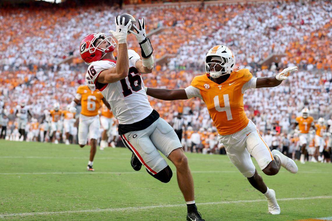 Georgia's London Humphreys (16) caught a touchdown pass with 2:38 left in regulation that allowed the Bulldogs to send their game at Tennessee into overtime. Georgia then won 44-41.