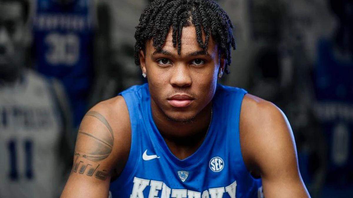DJ Wagner visited Kentucky for Big Blue Madness in October. One of the other recruiting guests that weekend was Reed Sheppard.