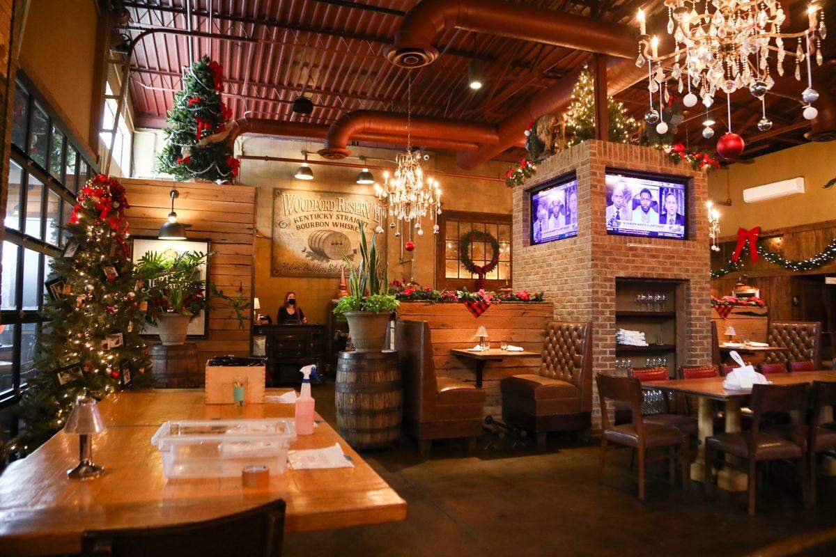 A former employee has filed allegations of tip and wage theft against Carson’s, which has two Lexington restaurant locations, on Main Street and on Todds Road.