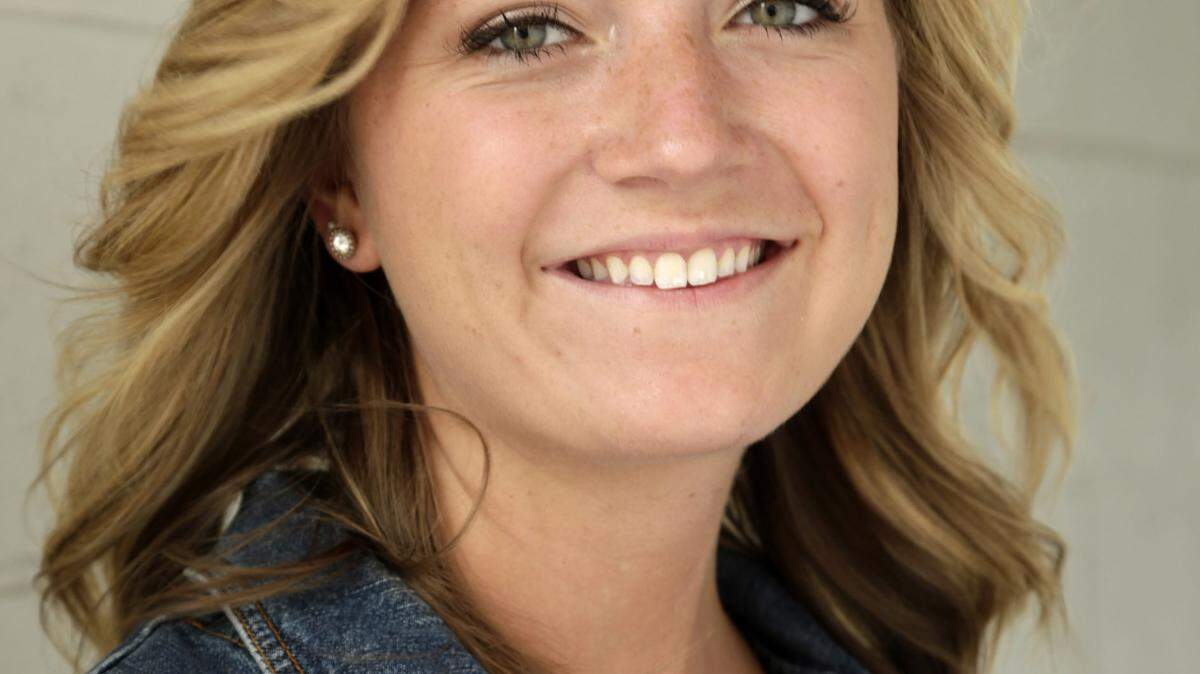 MUGSHOT: Lexy Gross, Herald-Leader summer intern,  Lexington, Ky., on Aug. 5, 2014.  Photo by Pablo Alcala | Staff