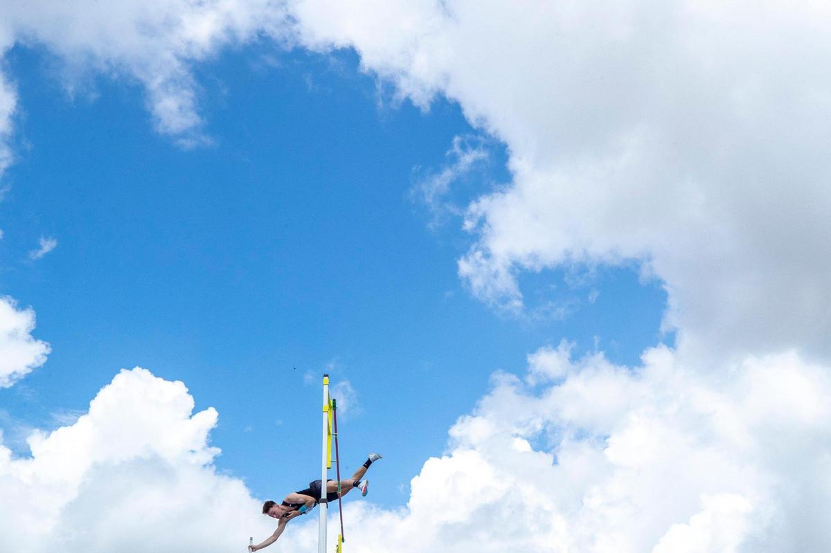 Jake Davidson of Lloyd Memorial won the state title in the boys’ pole vault by clearing 14 feet at the KHSAA Class 1A 2022 Clark’s Pump-N-Shop State Track and Field Championships held at the University of Kentucky Outdoor Track and Field Complex in Lexington, Ky., on Tuesday, June 2, 2022.