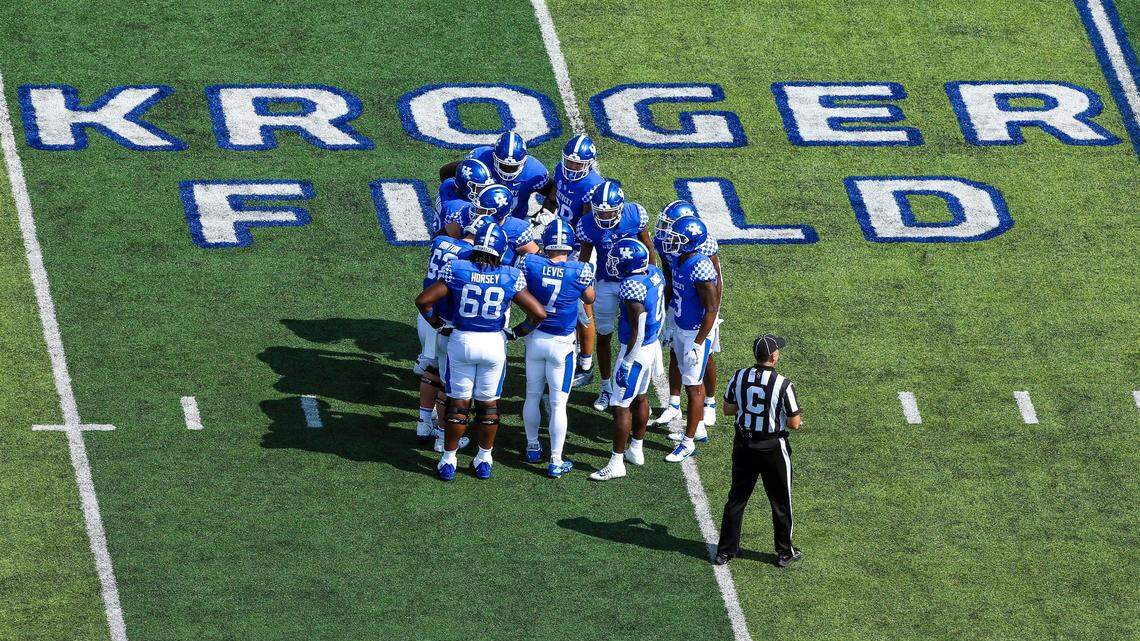 Vote: What will Kentucky football’s final regular-season record be in 2022?