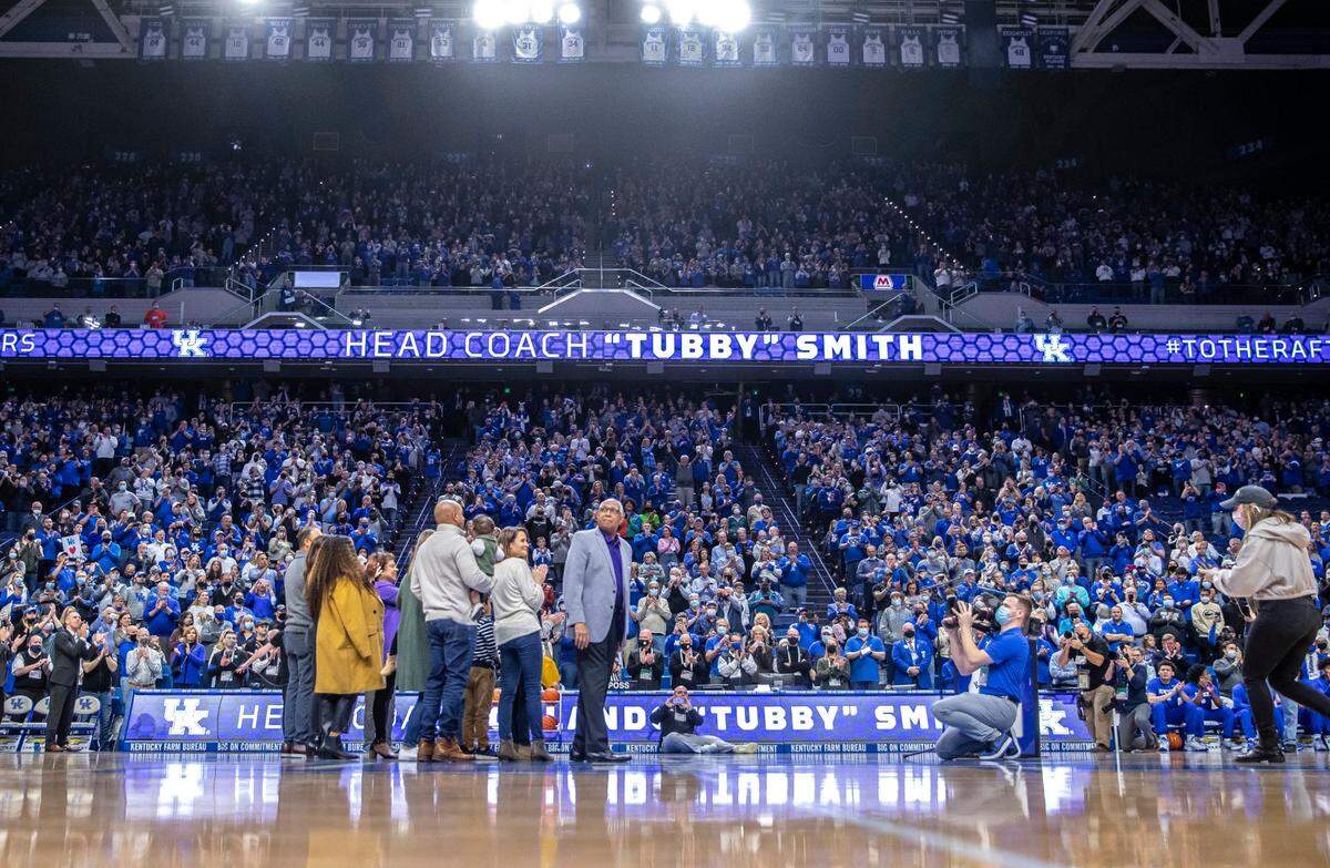 “You want to enjoy the moments and savor these opportunities. When you do your job and to the best of your ability, people respect that,” Tubby Smith said.