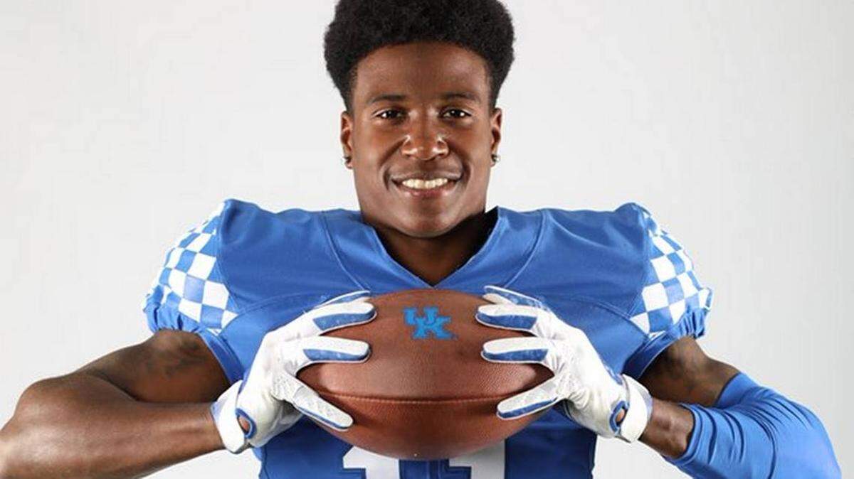 Kentucky cornerback Brandin Echols, a junior college transfer, appeared to be running first string for the Wildcats in the Blue-White Game.