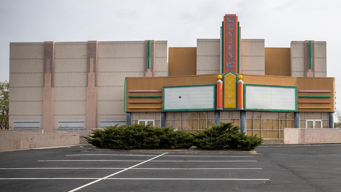 Abandoned theater in Lexington becomes studio for syndicated courtroom reality TV show