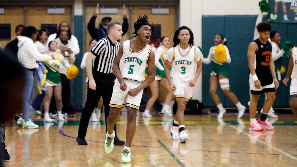 Bryan Station’s Amari Owens (5) celebrates a late-game basket that tied the Defenders’ Jan. 26 game against Frederick Douglass last season. Bryan Station is one of the top contenders in the 11th Region this year.