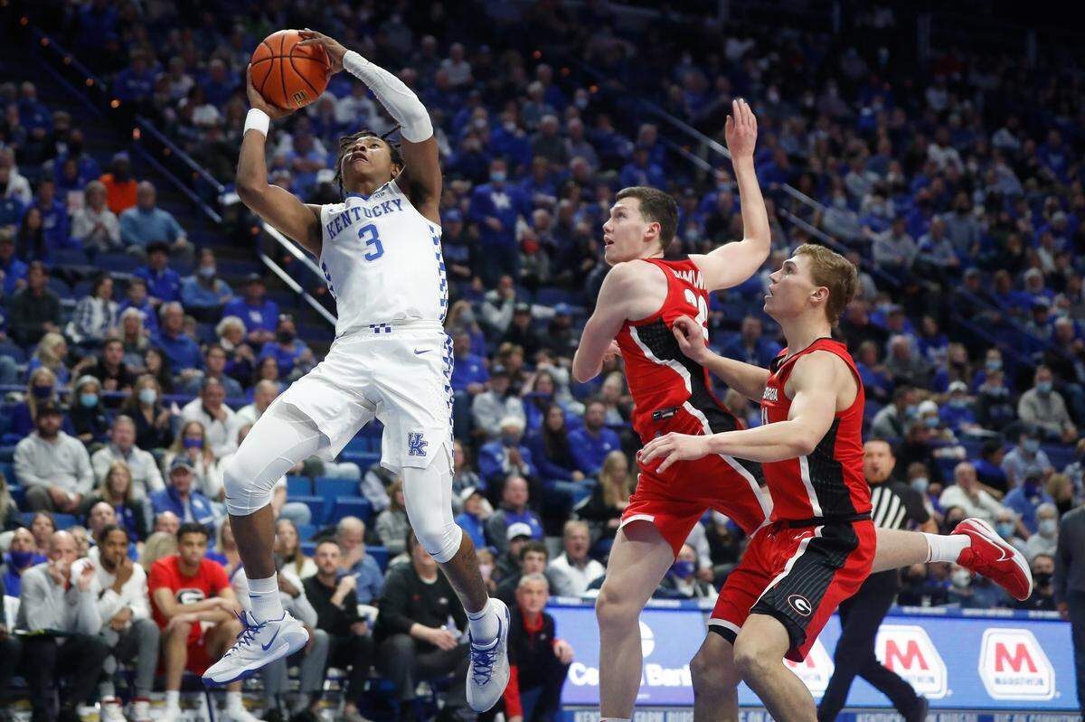 TyTy Washington attacked the basket in Kentucky’s game against Georgia on Saturday, Jan. 8, 2022, at Rupp Arena in Lexington, Ky.
