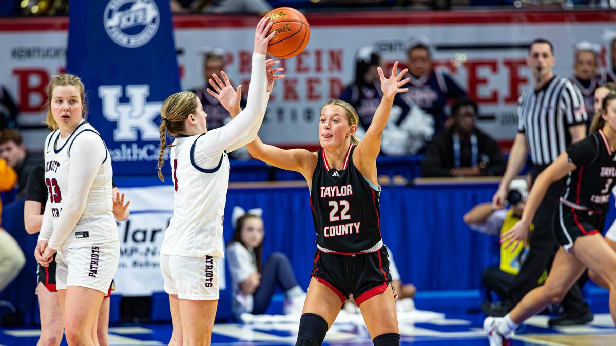 Taylor County’s Kennedy Jackson (22) locks in defensively against Knott County Central on Wednesday. Taylor County made nine steals while forcing 13 turnovers.