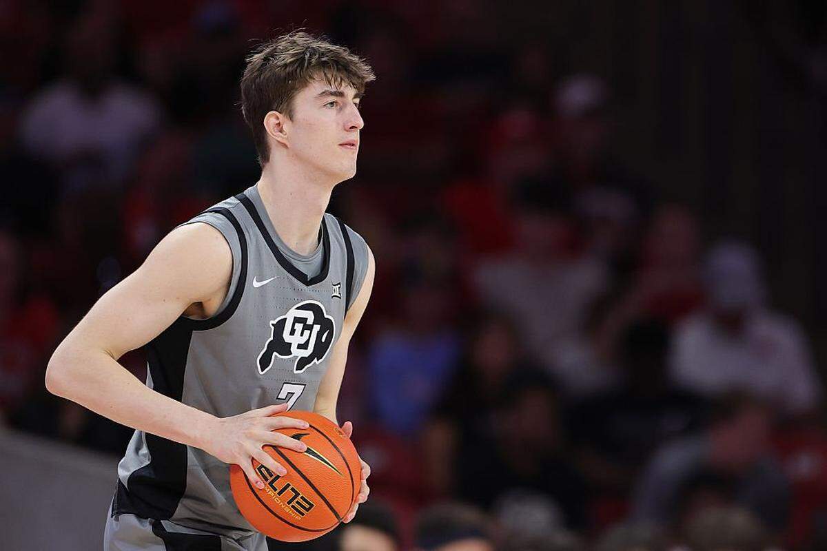 HOUSTON, TEXAS - FEBRUARY 28: Sebastian Rancik #7 of the Colorado Buffaloes handles the ball against the Houston Cougars during the second half at Fertitta Center on February 28, 2026 in Houston, Texas. (Photo by Alex Slitz/Getty Images)