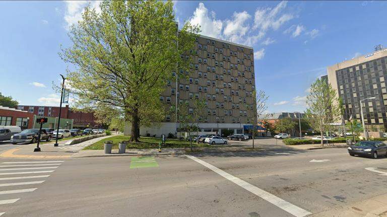 Developer eyes $9.4M overhaul of senior downtown Lexington apartments