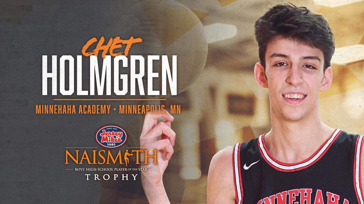Chet Holmgren earned a slew of national player of the year honors this past season.