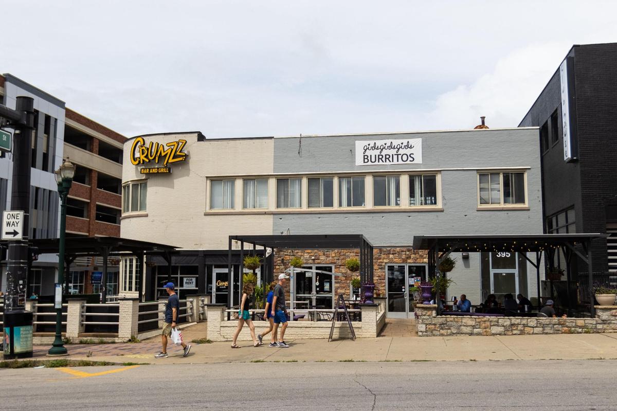 girlsgirlsgirls Burritos is located very close the the UK campus.