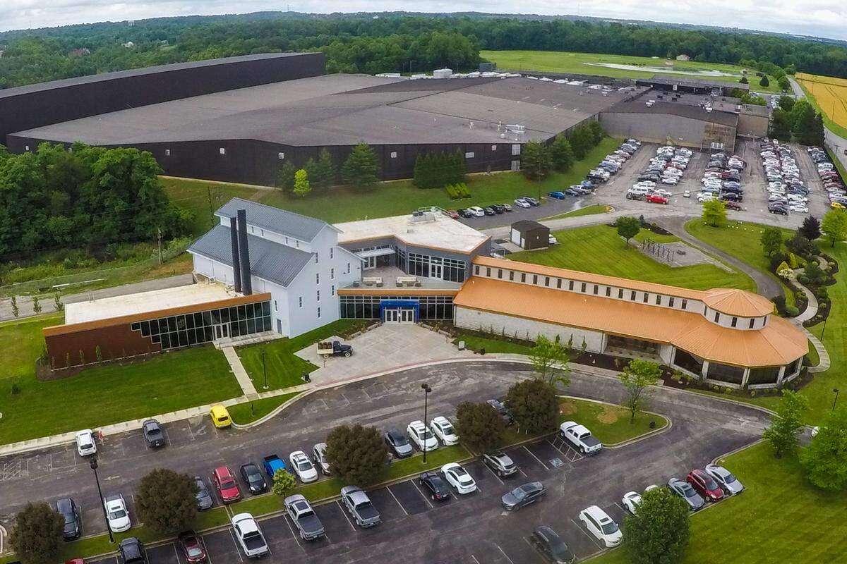 The new Heaven Hill Bourbon Experience is part of a $125 million investment by the 85-year-old Bardstown distillery. Besides the $19 million tourism center, Heaven Hill is adding new barrel warehouses, a bottling line and more.