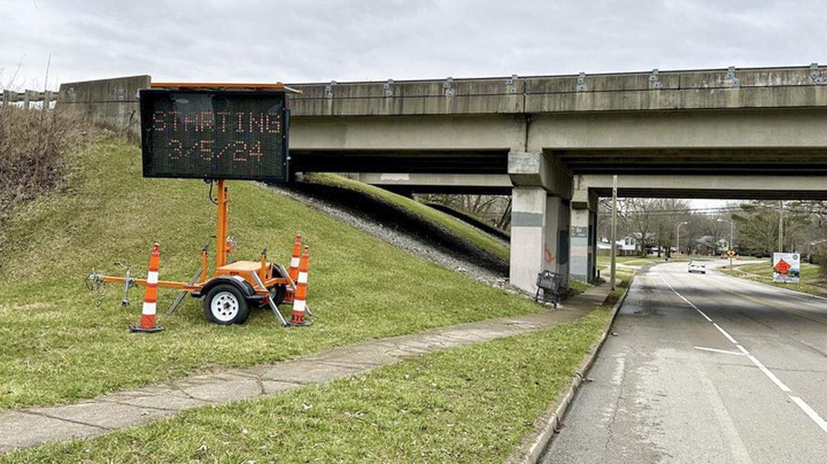 A section of Greentree Road from Gainesway Drive to New Circle Road will be closed for a sewer pipe replacement starting March 5, 2024, city officials said.