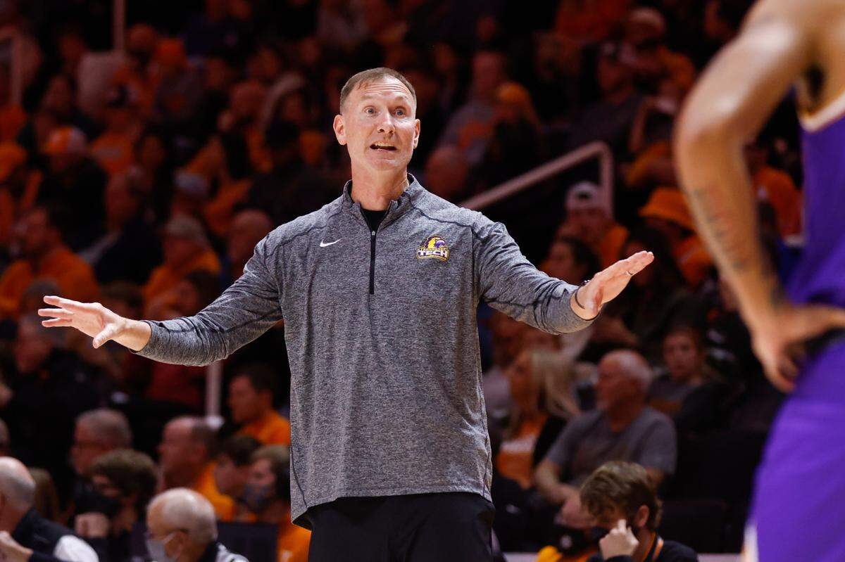 So far in 2021-22, John Pelphrey and Tennessee Tech have been on the wrong end of a number of close games.