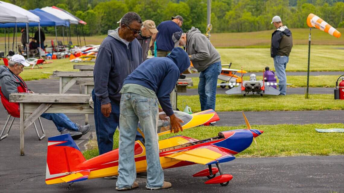 Lexington Model Airplane Club takes to skies for last time at old landfill. What’s next?