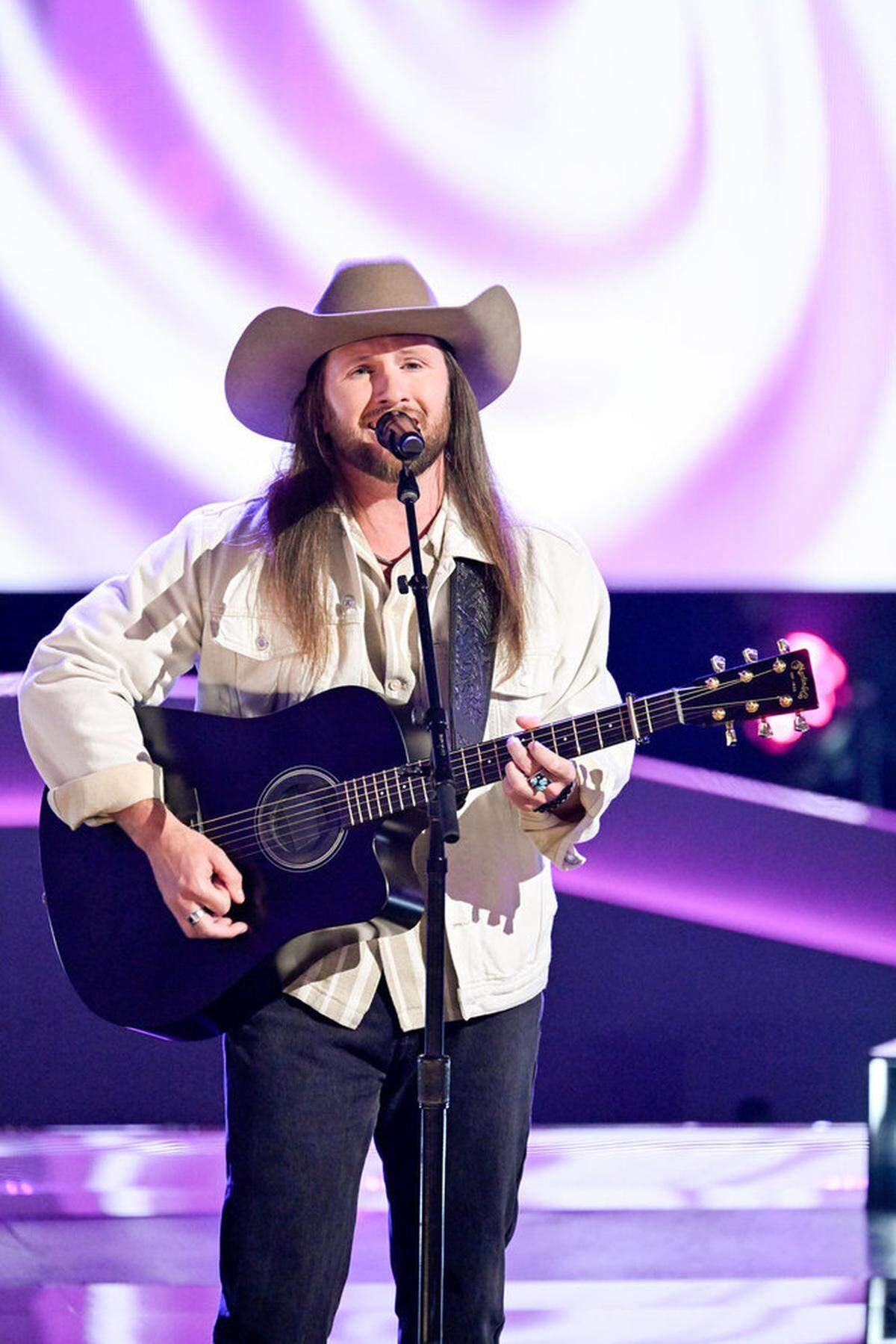 THE VOICE -- "The Blind Auditions Part 3" Episode 2903 -- Pictured: Jared Shoemaker -- (Photo by: Griffin Nagel/NBC)