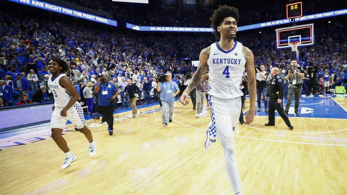 The scene in Kentucky’s huddle before OT with Louisville: ‘We’re winning this game.’