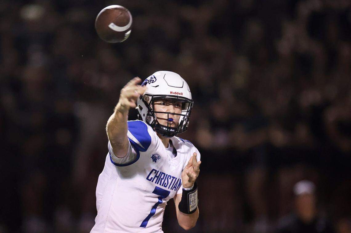 When he starts at quarterback for Kentucky on Saturday vs. Louisville, ex-Lexington Christian Academy star Cutter Boley (7) will become the second product of Kentucky high school football to start at QB for UK in the Wildcats’ past 111 games.