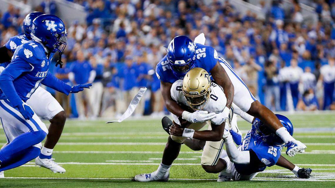 How Kentucky and Vanderbilt football teams match up — with a game prediction