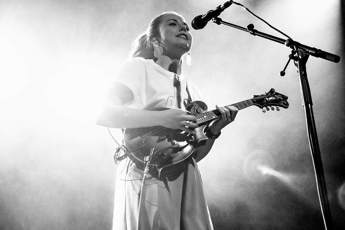 Sierra Hull will play Renfro Valley on July 27.