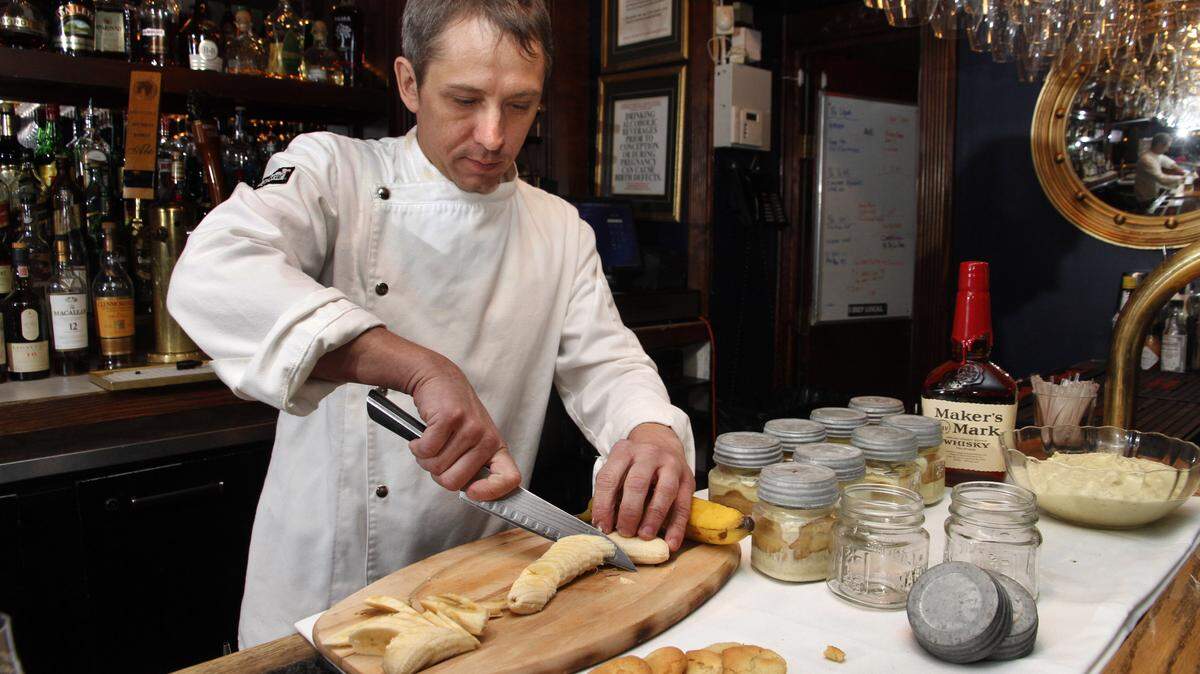 Chef Jonathan Lundy