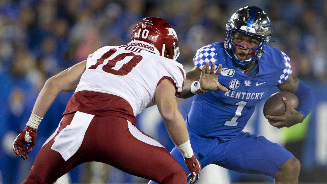 Lynn Bowden enters his name in Kentucky football lore with more ‘WR playing QB magic’