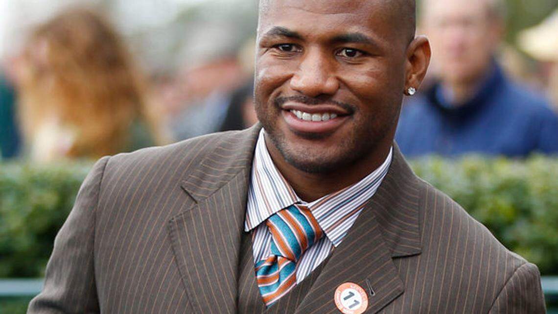 Former University of Kentucky football star and Detroit Lion Artose Pinner was on hand in October 2011 to present a trophy at Keeneland. Photo by Mark Cornelison | Staff