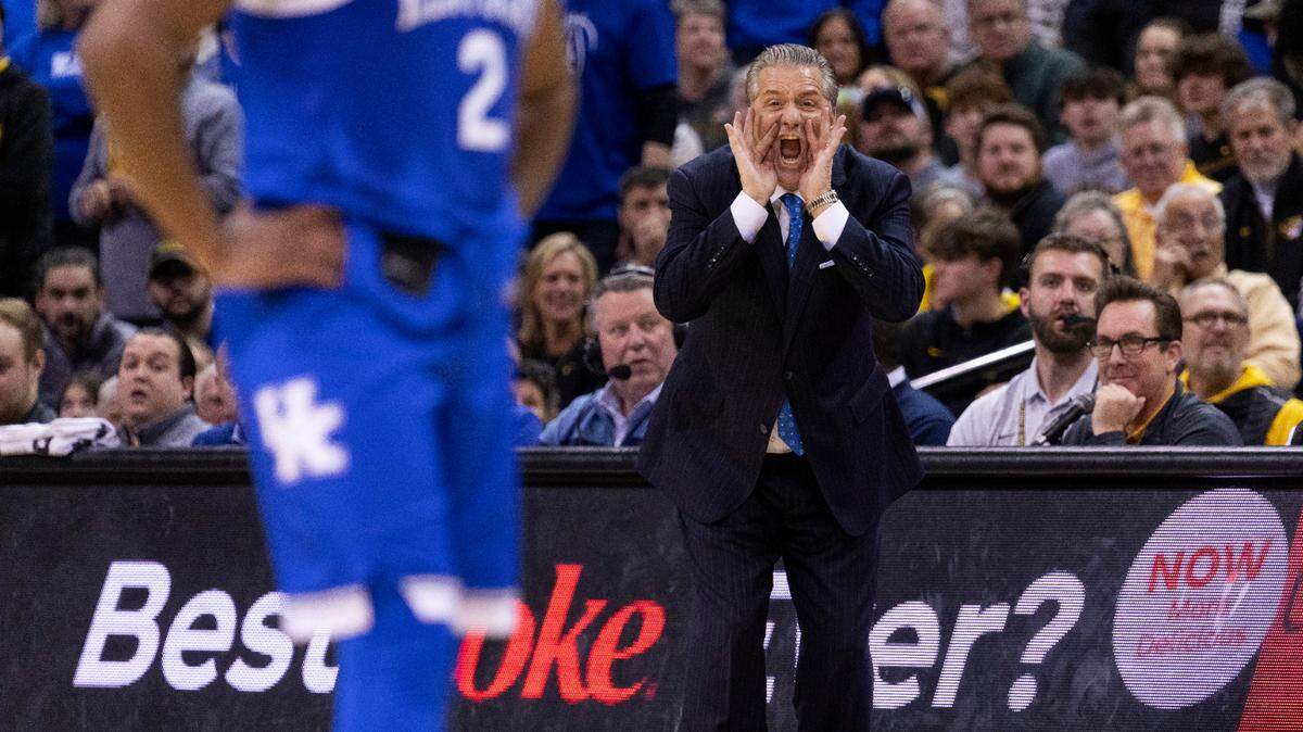 Disastrous defense condemns Kentucky basketball to SEC-opening defeat at Missouri