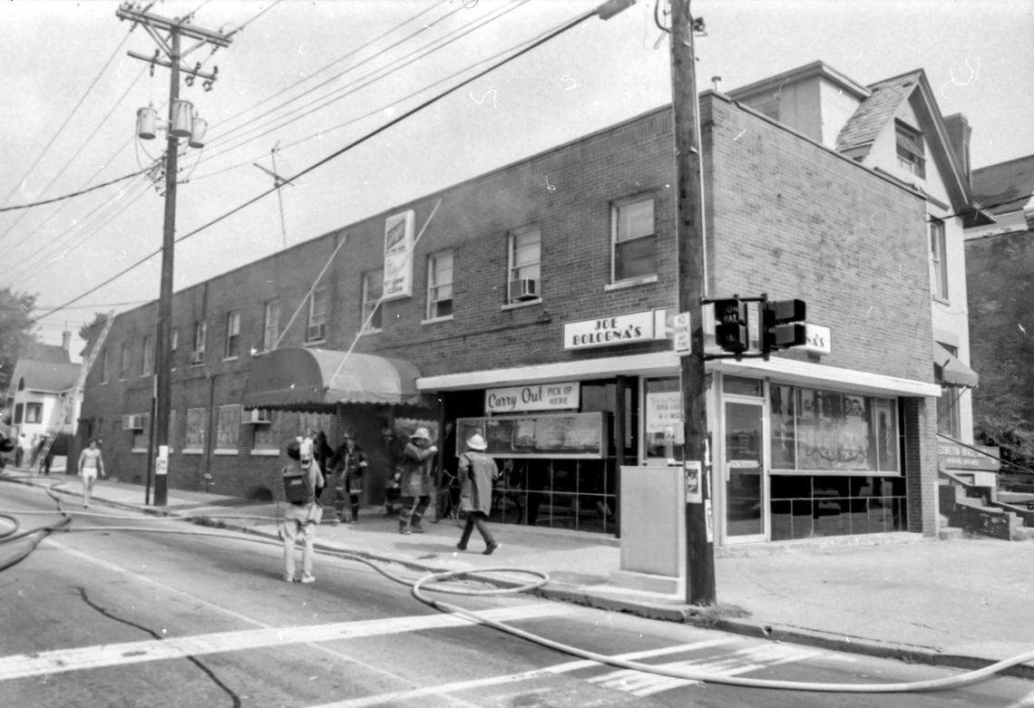 Joe Bologna’s suffered a set-back in September 1979 when a fire broke out on a Monday morning. The restaurant suffered smoke damage and had to be closed for about 10 days for repairs. The fire started as workers were cleaning the basement floor and a pilot light on a hot water heater ignited the paint thinner they were using.